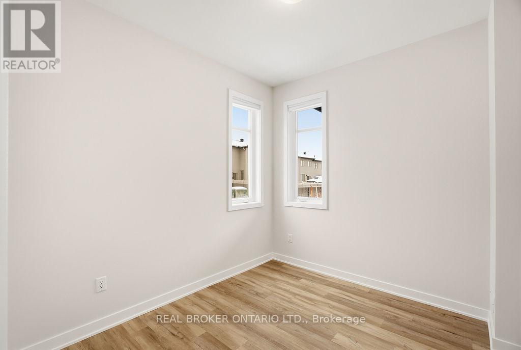 631 Corporal Private, Ottawa, Ontario  K1X 0M7 - Photo 8 - X12917828