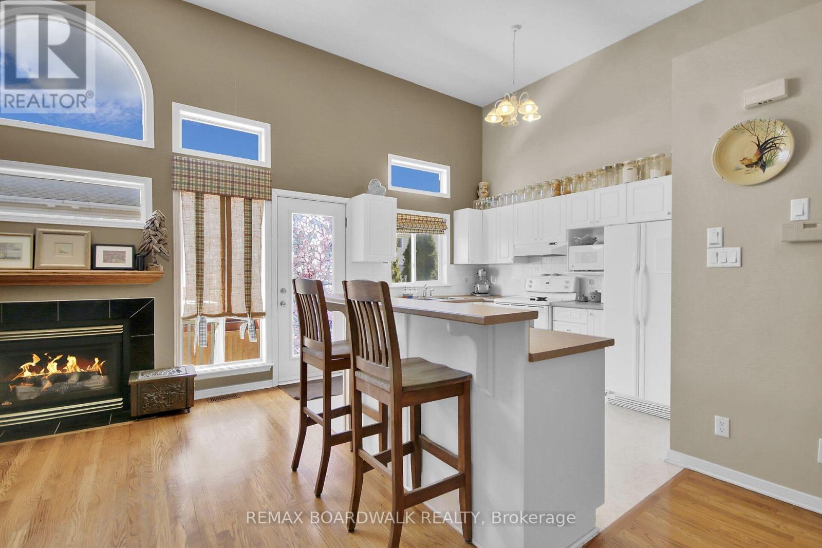 5 Maple Park Private, Ottawa, Ontario  K1T 4A6 - Photo 18 - X12917830