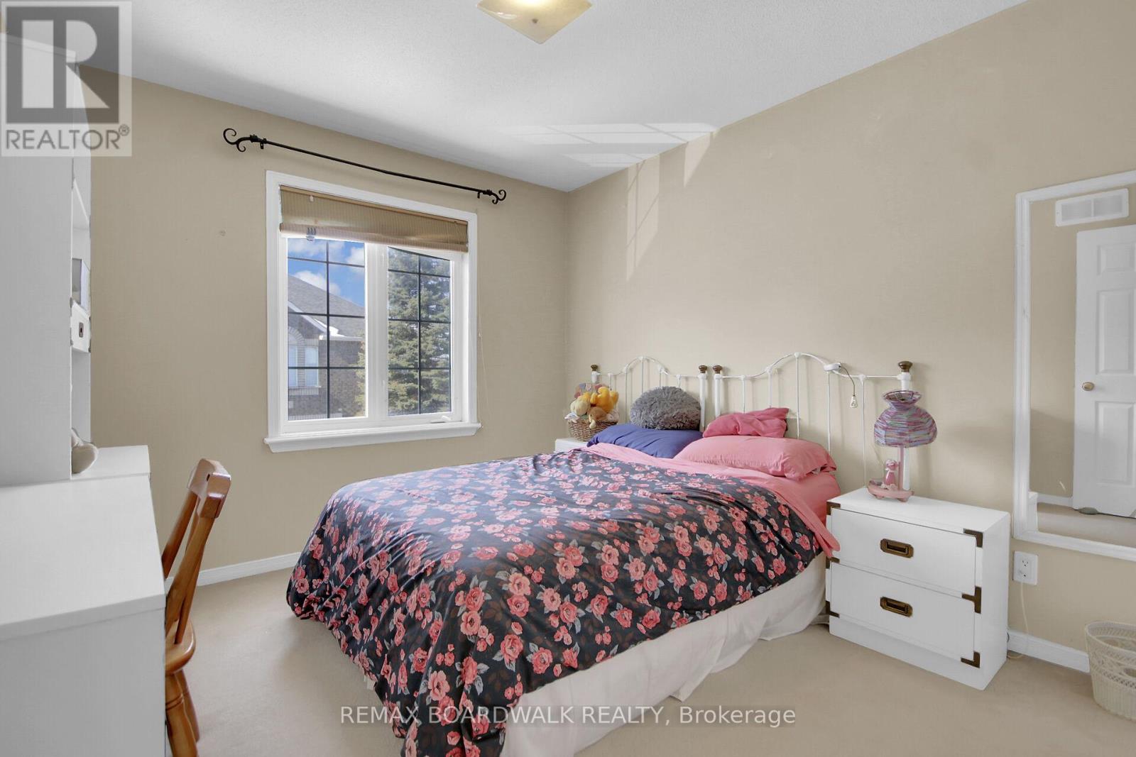 5 Maple Park Private, Ottawa, Ontario  K1T 4A6 - Photo 34 - X12917830