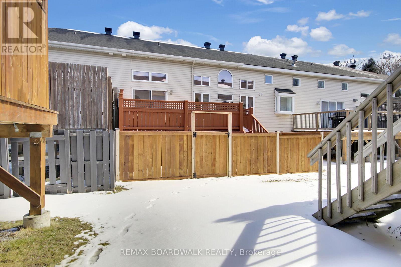 5 Maple Park Private, Ottawa, Ontario  K1T 4A6 - Photo 43 - X12917830