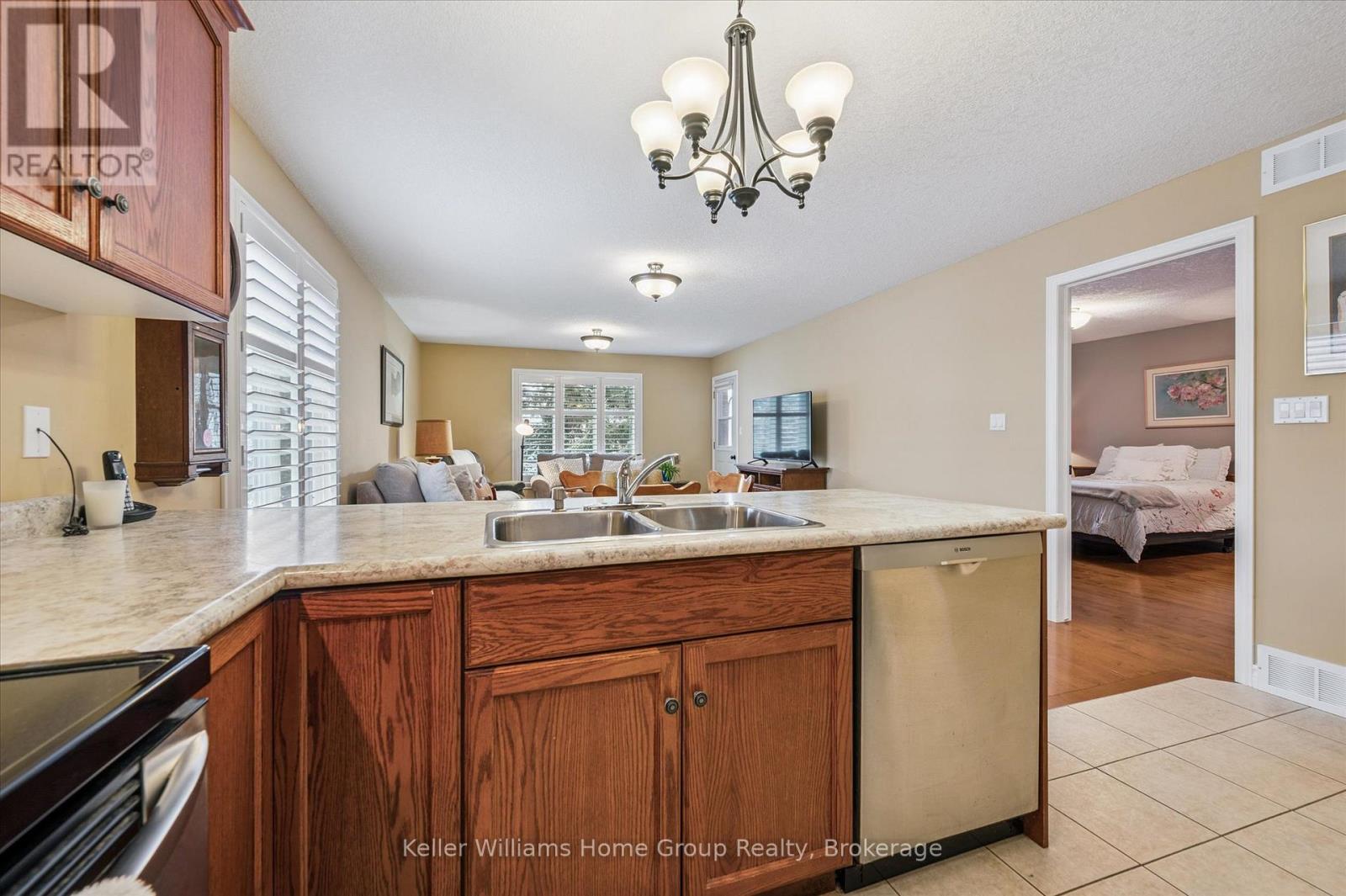 75 Patrick Boulevard, Centre Wellington, Ontario  N0B 1S0 - Photo 15 - X12883444