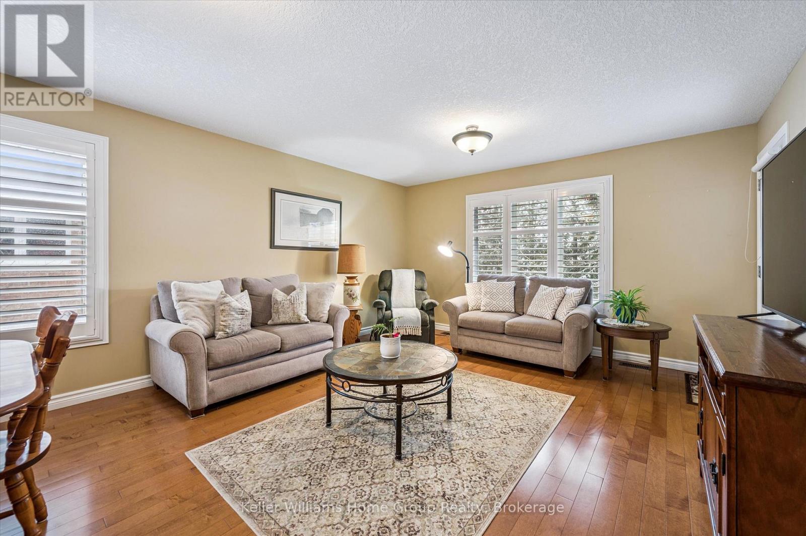 75 Patrick Boulevard, Centre Wellington, Ontario  N0B 1S0 - Photo 18 - X12883444