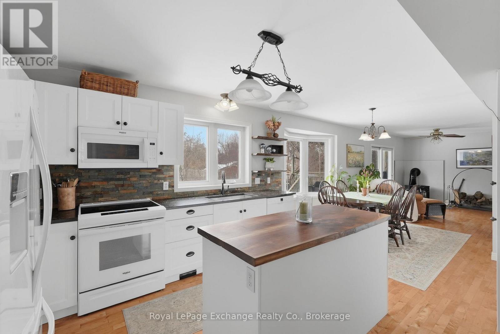 7 Craig Drive, Kincardine, Ontario  N2Z 2X6 - Photo 21 - X12917786