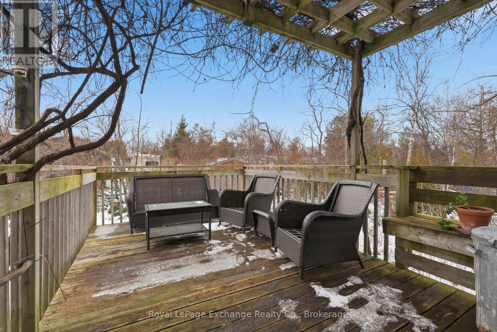 7 Craig Drive, Kincardine, Ontario  N2Z 2X6 - Photo 38 - X12917786