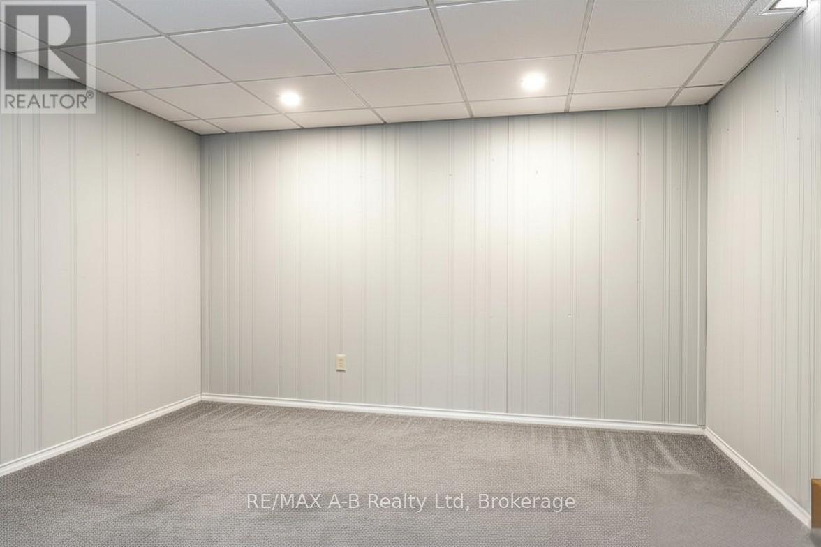 24 - 91 Avonwood Drive, Stratford, Ontario  N4Z 1B2 - Photo 32 - X12917814