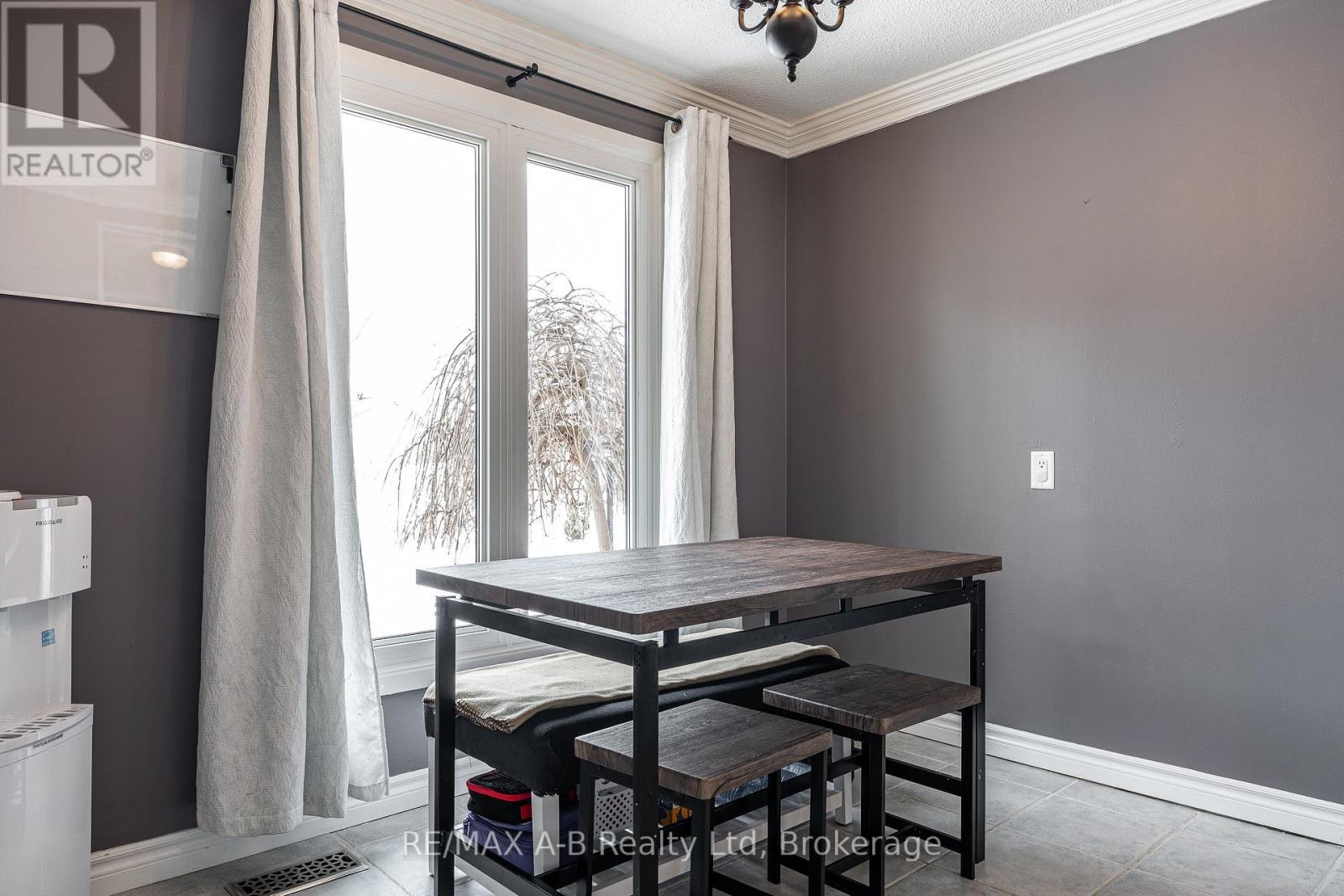 24 - 91 Avonwood Drive, Stratford, Ontario  N4Z 1B2 - Photo 6 - X12917814