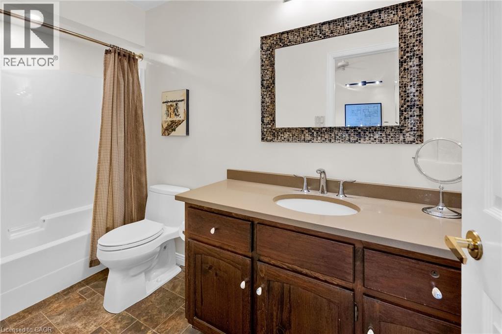 33 Walnut Drive, Guelph, Ontario  N1E 4B4 - Photo 34 - 40804729