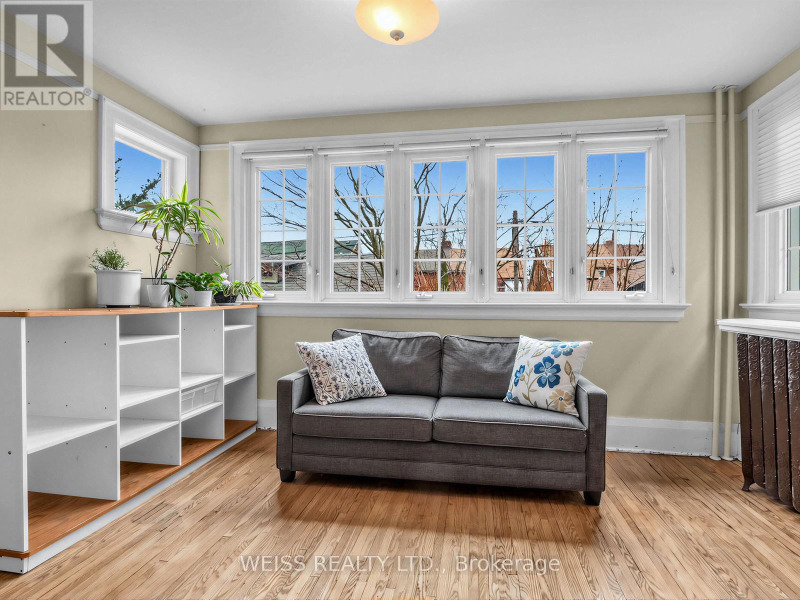 42 Crang Avenue, Toronto, Ontario  M6E 2Z9 - Photo 12 - C12917812