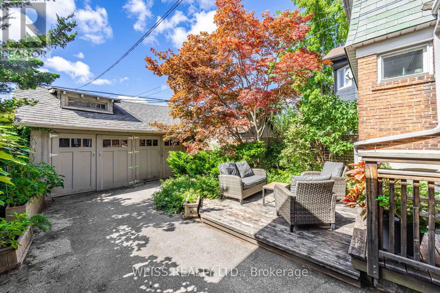 42 Crang Avenue, Toronto, Ontario  M6E 2Z9 - Photo 36 - C12917812