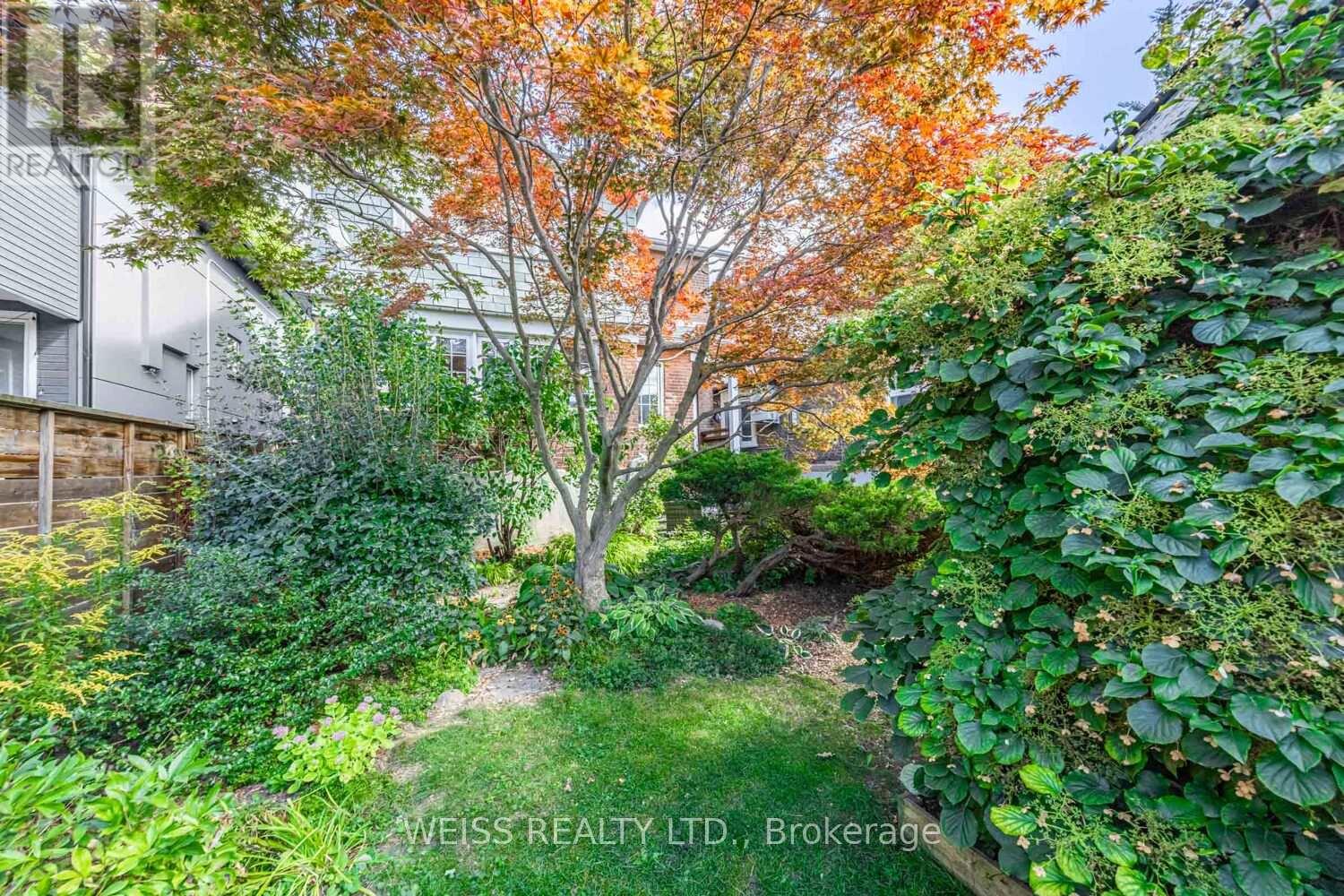 42 Crang Avenue, Toronto, Ontario  M6E 2Z9 - Photo 40 - C12917812