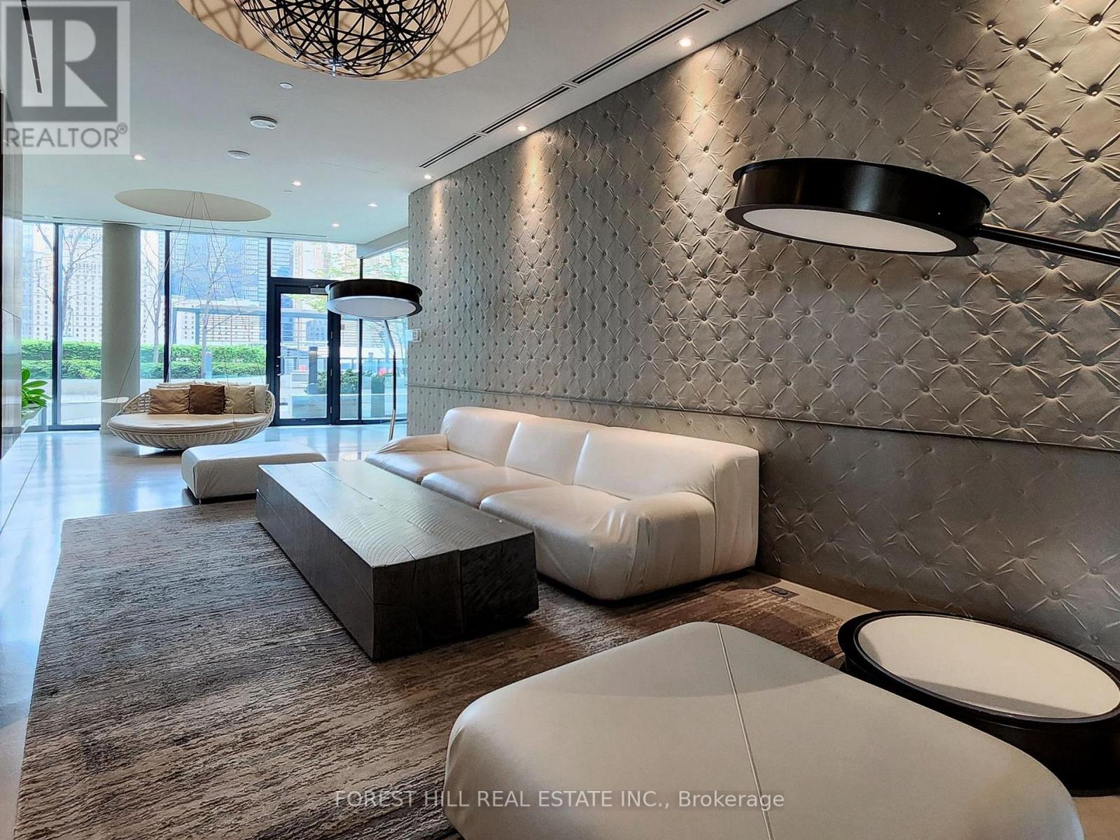 2208 - 100 Harbour Street, Toronto, Ontario  M5J 0B5 - Photo 8 - C12917854