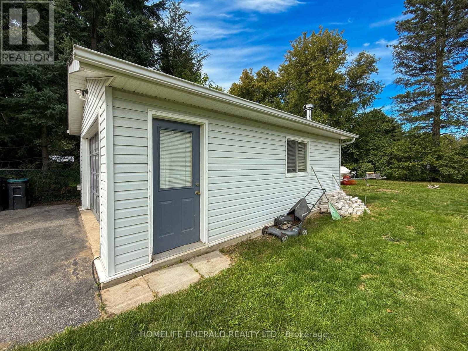 179 Margaret Street, Essa, Ontario  L0M 1B0 - Photo 21 - N12917782