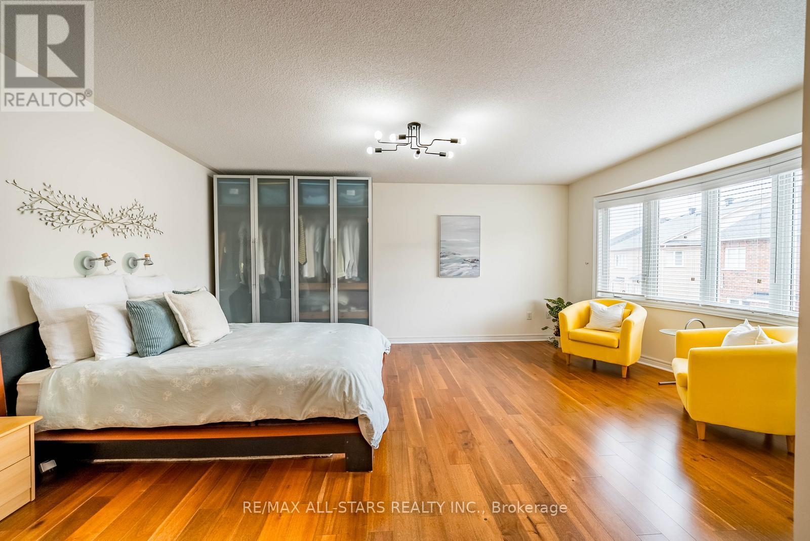 51 Waite Crescent, Whitchurch-Stouffville, Ontario  L4A 0B8 - Photo 24 - N12917794