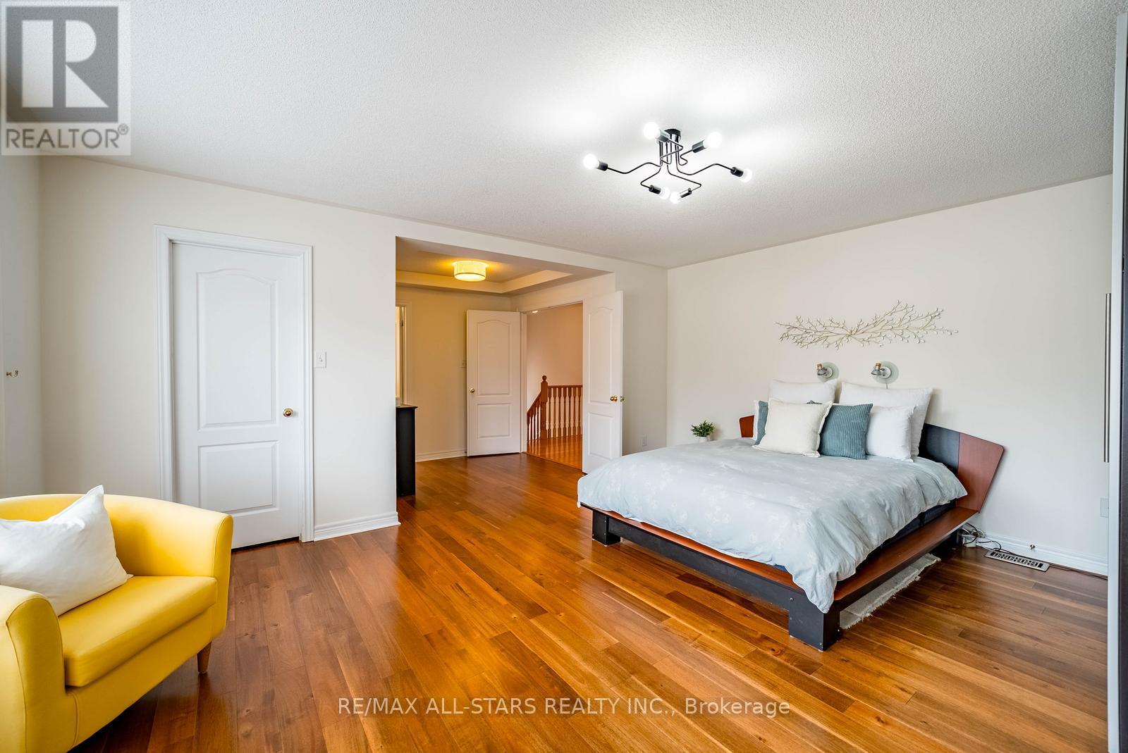 51 Waite Crescent, Whitchurch-Stouffville, Ontario  L4A 0B8 - Photo 25 - N12917794