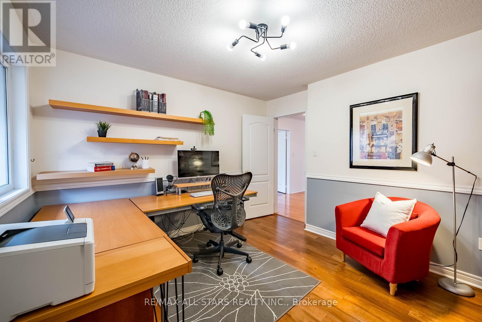 51 Waite Crescent, Whitchurch-Stouffville, Ontario  L4A 0B8 - Photo 29 - N12917794