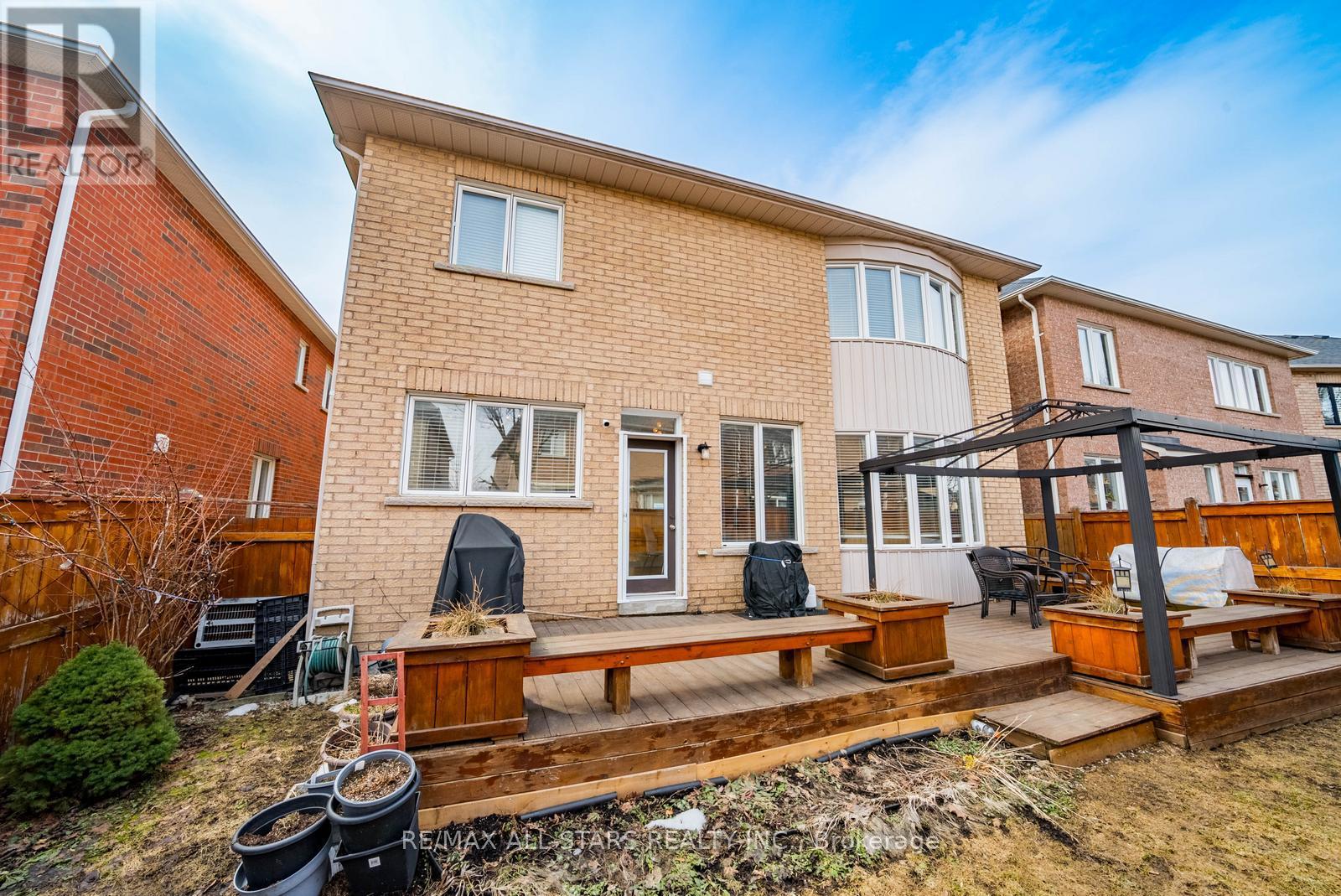 51 Waite Crescent, Whitchurch-Stouffville, Ontario  L4A 0B8 - Photo 45 - N12917794