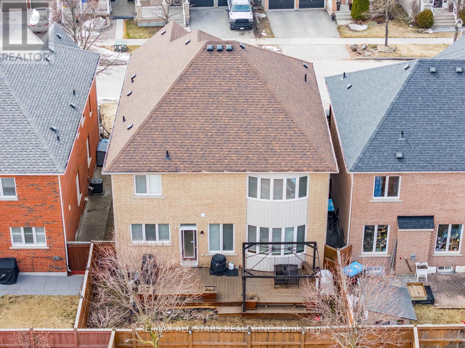 51 Waite Crescent, Whitchurch-Stouffville, Ontario  L4A 0B8 - Photo 47 - N12917794