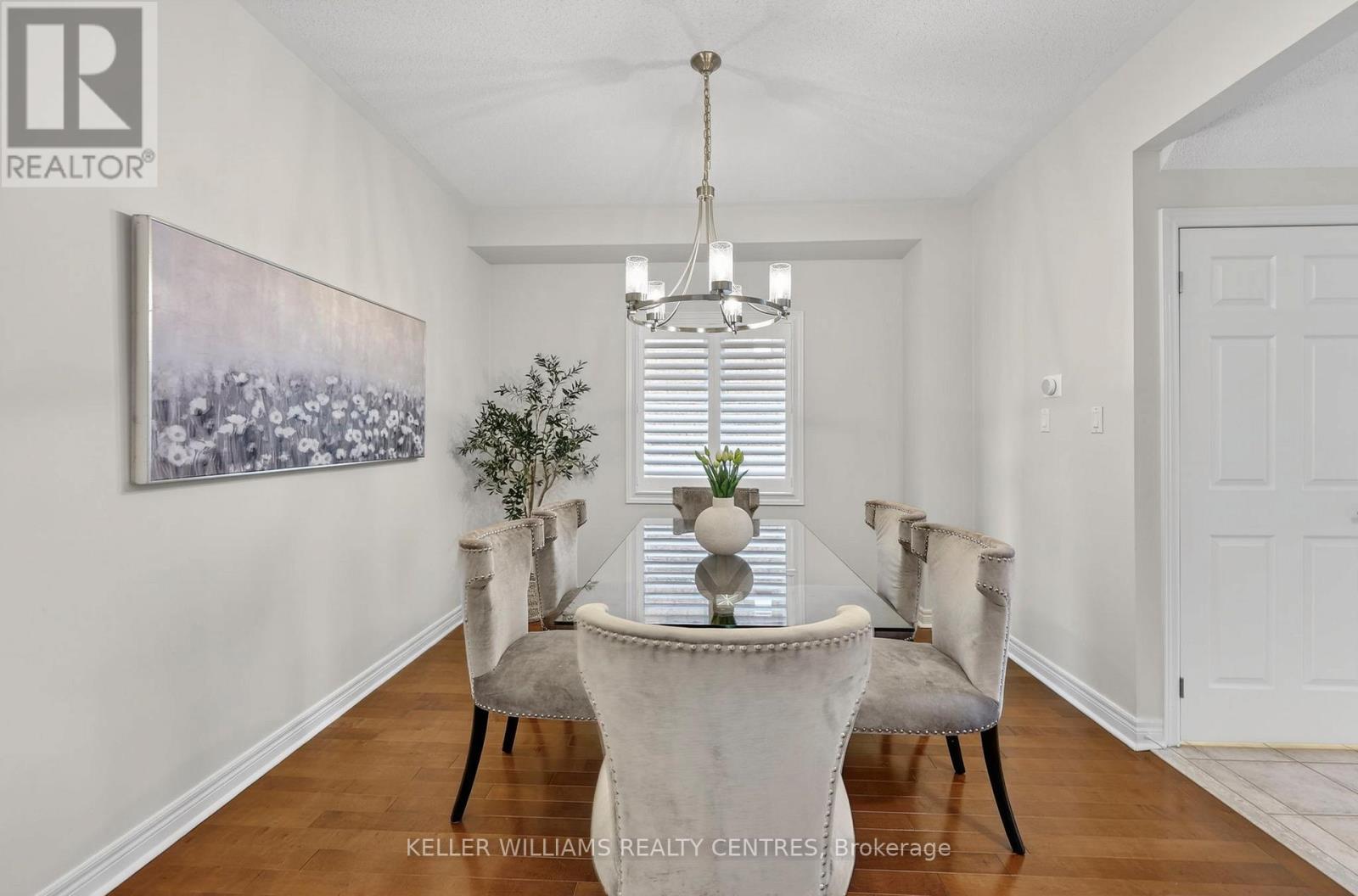 137 Woodbury Crescent, Newmarket, Ontario  L3X 2S5 - Photo 10 - N12917800