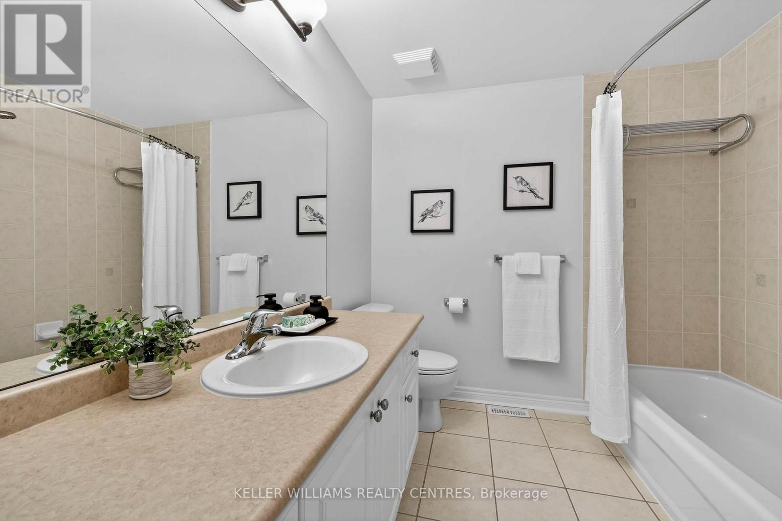 137 Woodbury Crescent, Newmarket, Ontario  L3X 2S5 - Photo 41 - N12917800