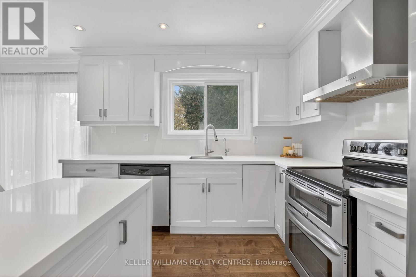 789 Elgin Street, Newmarket, Ontario  L3Y 3B9 - Photo 15 - N12917784