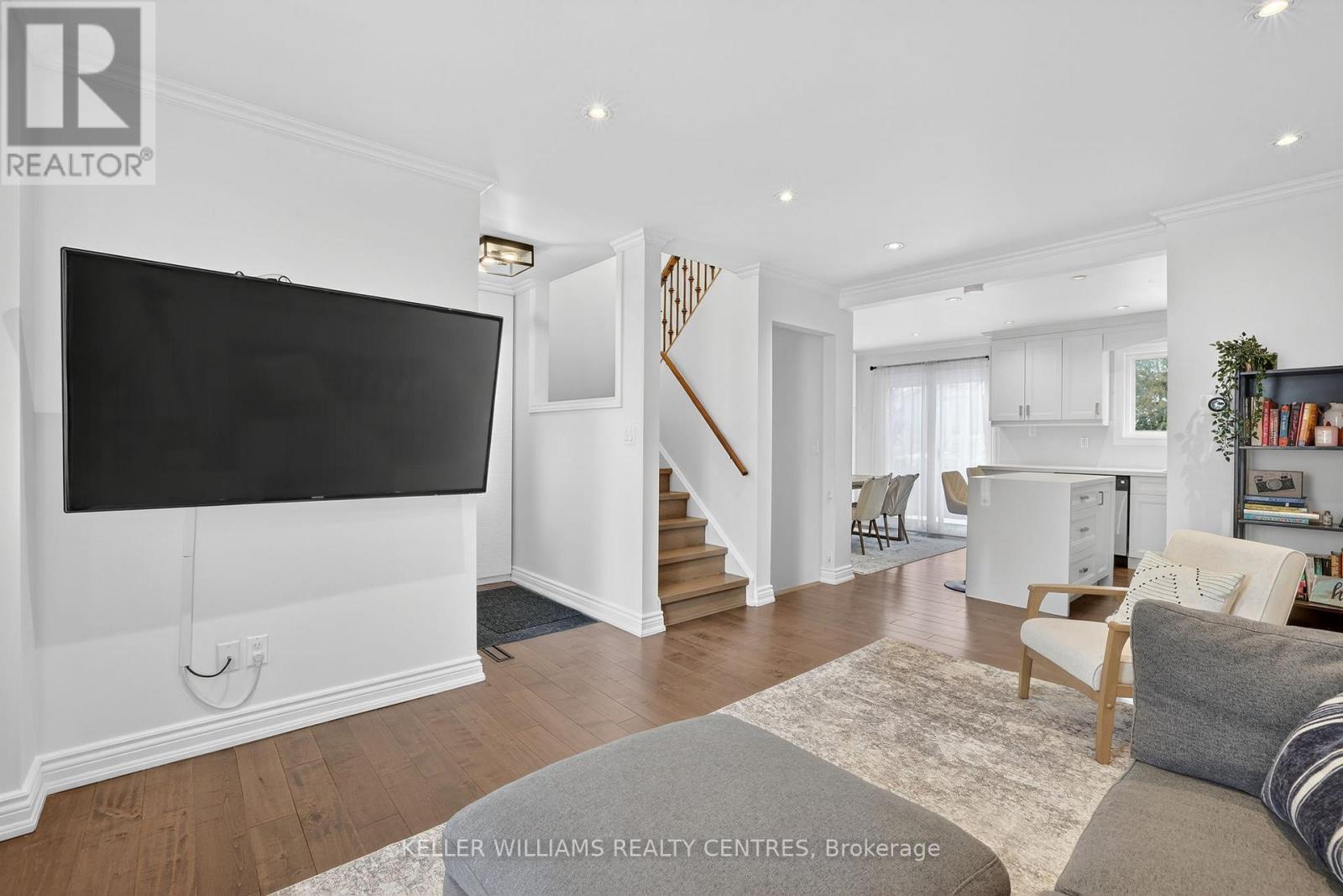 789 Elgin Street, Newmarket, Ontario  L3Y 3B9 - Photo 9 - N12917784