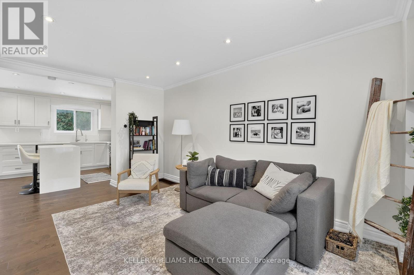 789 Elgin Street, Newmarket, Ontario  L3Y 3B9 - Photo 8 - N12917784