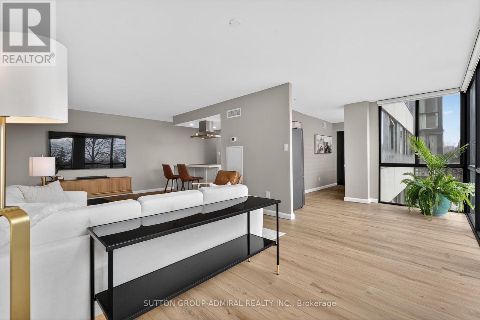 308 - 350 Webb Drive, Mississauga, Ontario  L5B 3W4 - Photo 10 - W12909986