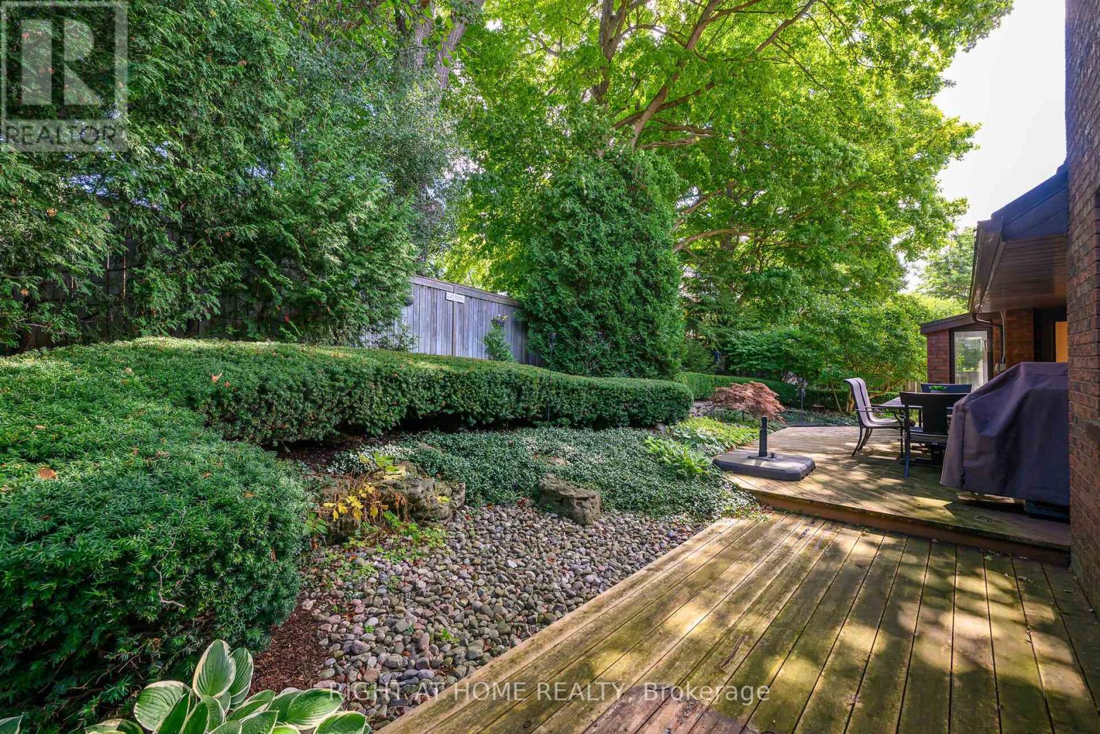 33 Walnut Drive, Guelph, Ontario N1E 4B4 - Photo 40 - X12786082