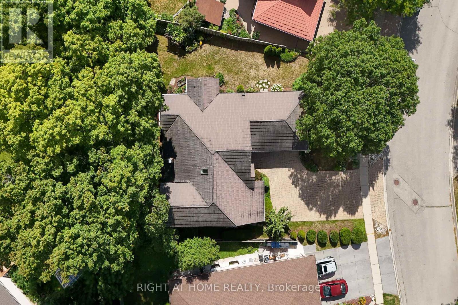 33 Walnut Drive, Guelph, Ontario N1E 4B4 - Photo 48 - X12786082