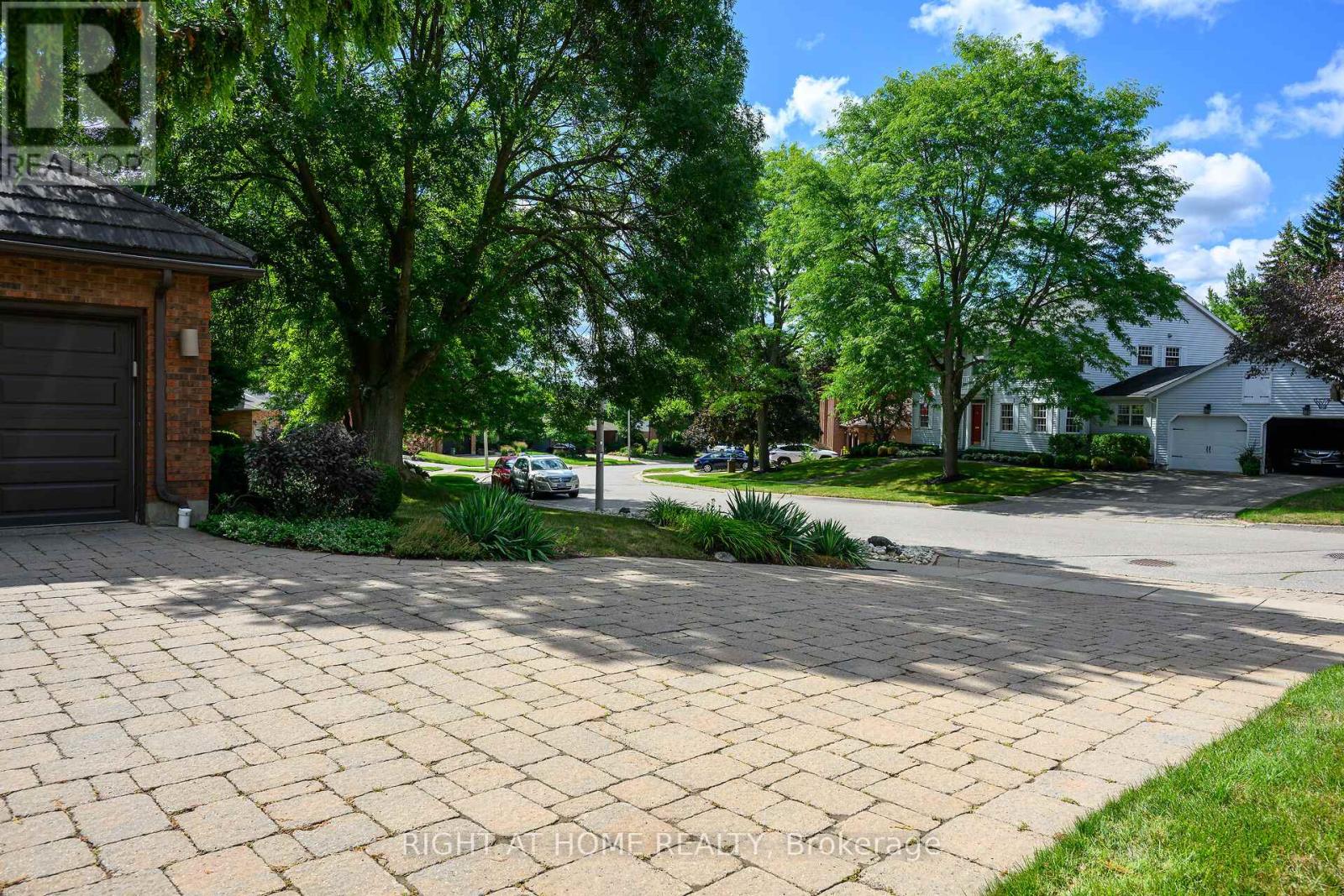 33 Walnut Drive, Guelph, Ontario N1E 4B4 - Photo 46 - X12786082