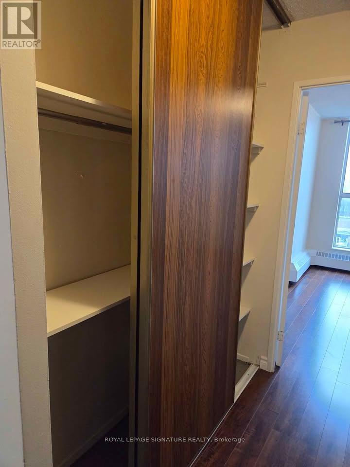 819 - 4645 Jane Street, Toronto (Black Creek), Ontario  M3N 2K9 - Photo 9 - W12917824