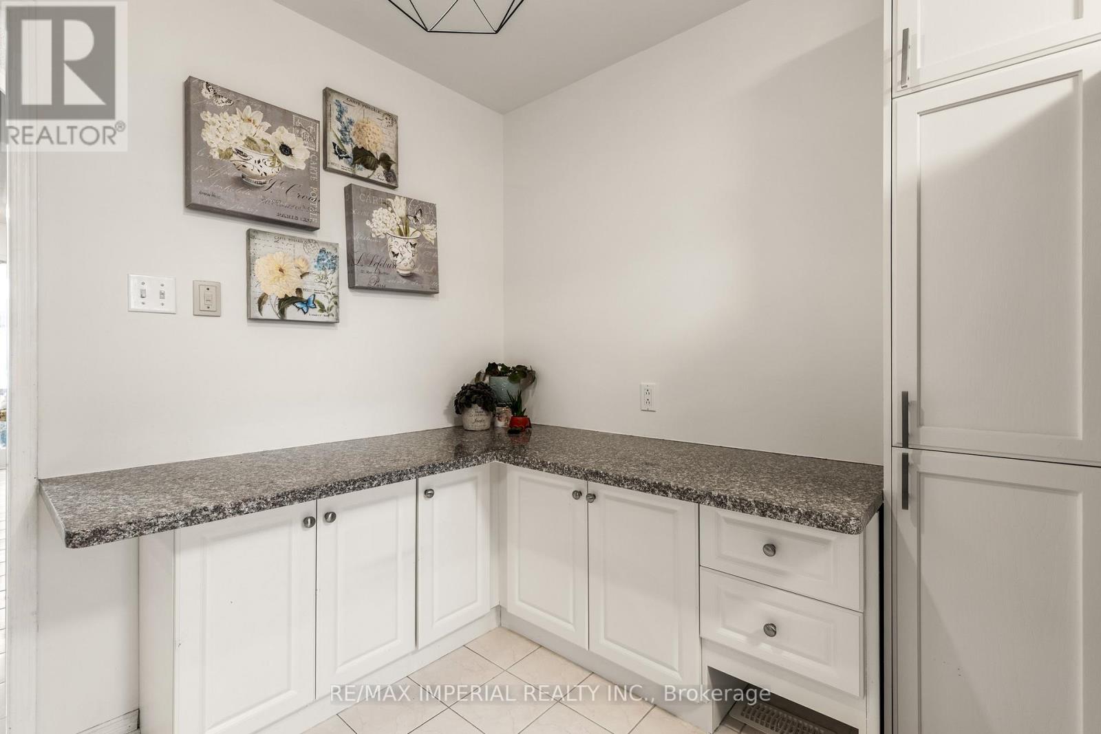 37b - 5305 Glen Erin Drive, Mississauga, Ontario  L5M 5N7 - Photo 15 - W12917834