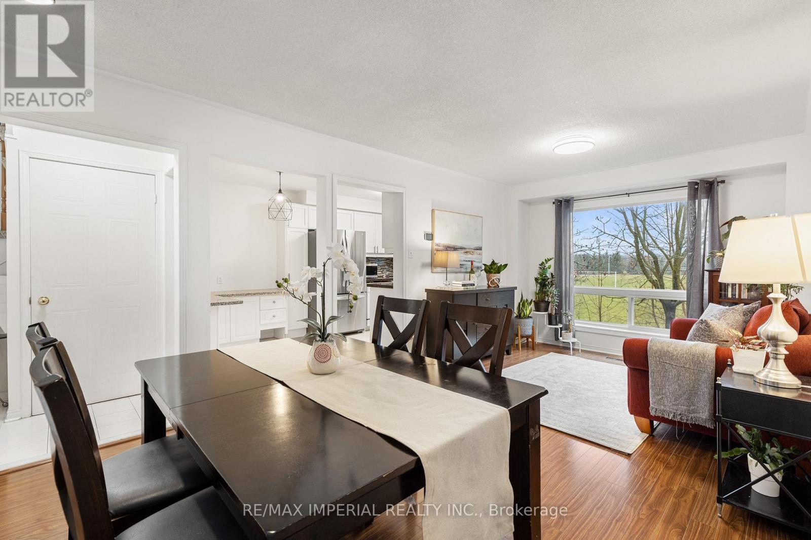 37b - 5305 Glen Erin Drive, Mississauga, Ontario  L5M 5N7 - Photo 4 - W12917834