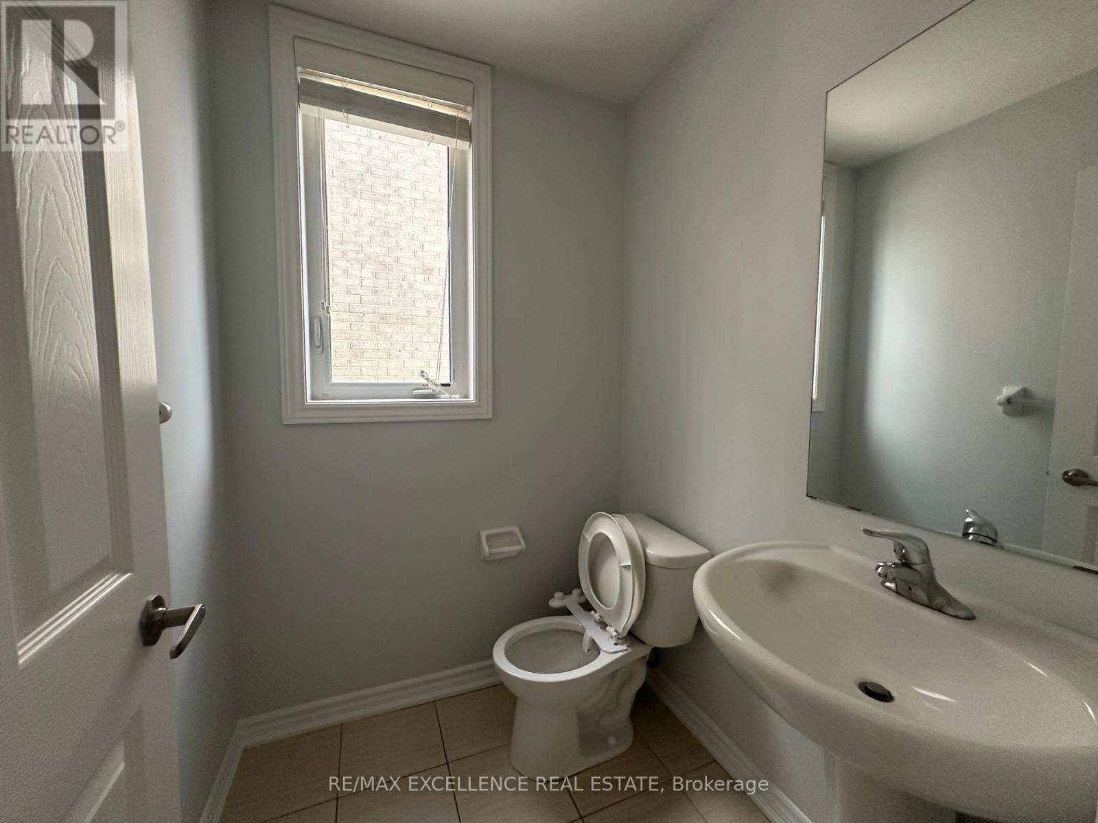 25 Sail Road, Brampton, Ontario  L7A 0G1 - Photo 11 - W12917852