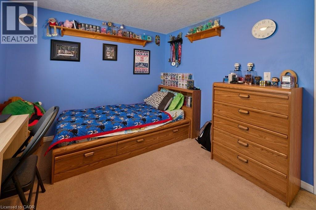 208 Sienna Crescent, Kitchener, Ontario  N2R 1T4 - Photo 19 - 40813749