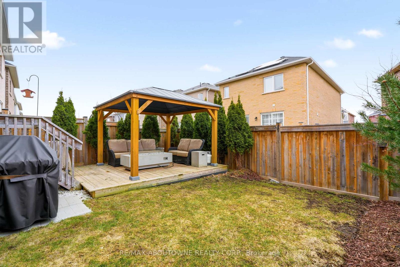 130 Stillwater Crescent, Hamilton, Ontario  L0R 2H1 - Photo 34 - X12917804