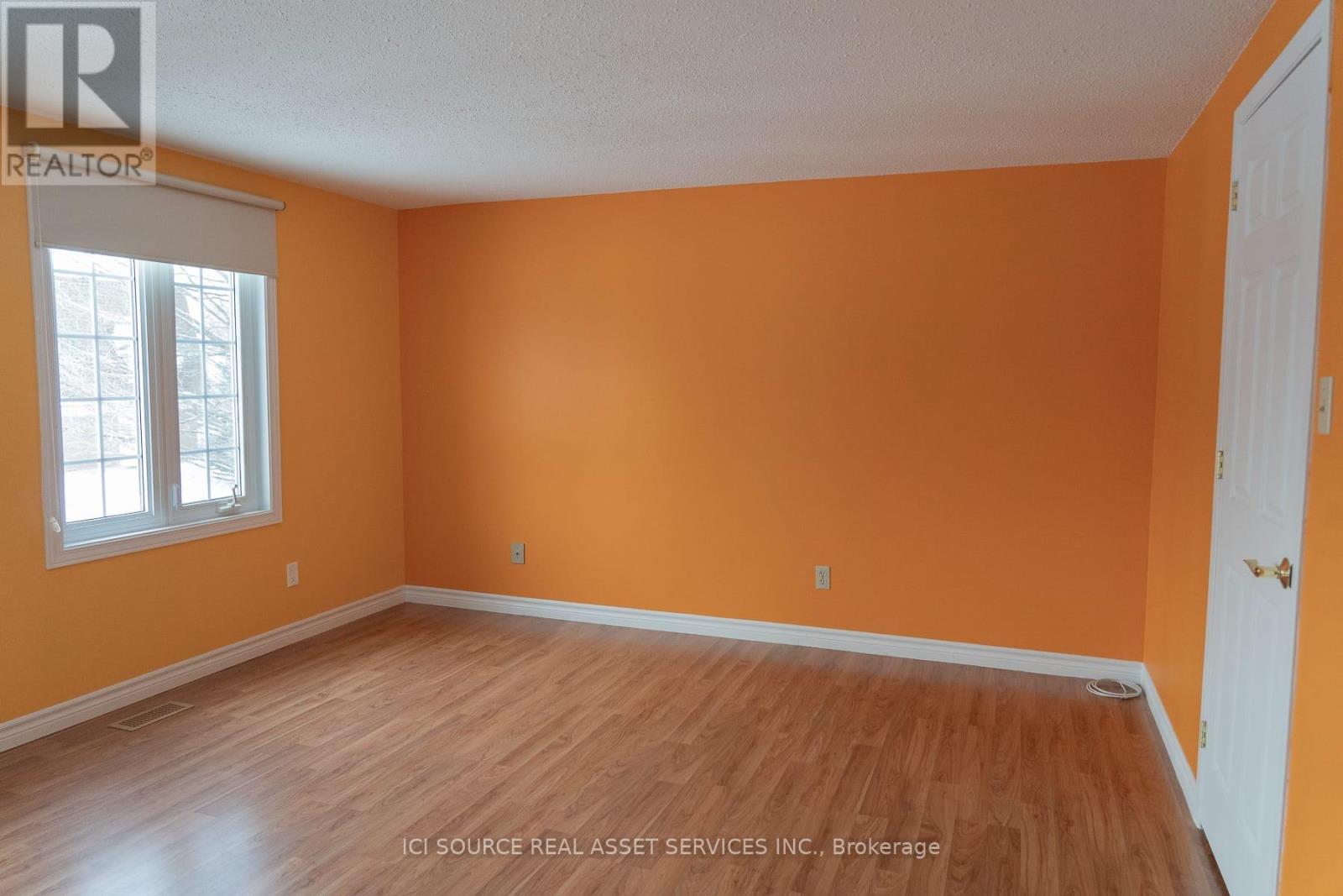 768 Vinette Crescent, Ottawa, Ontario  K1E 1W9 - Photo 17 - X12917816