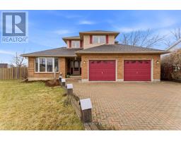 72 WADE ROAD, West Lincoln, Ontario