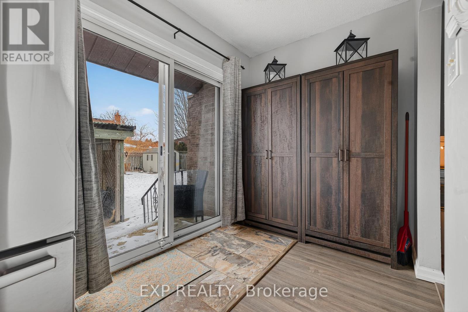 196 Lightbourne Avenue, Stratford, Ontario  N4Z 1E1 - Photo 8 - X12917848