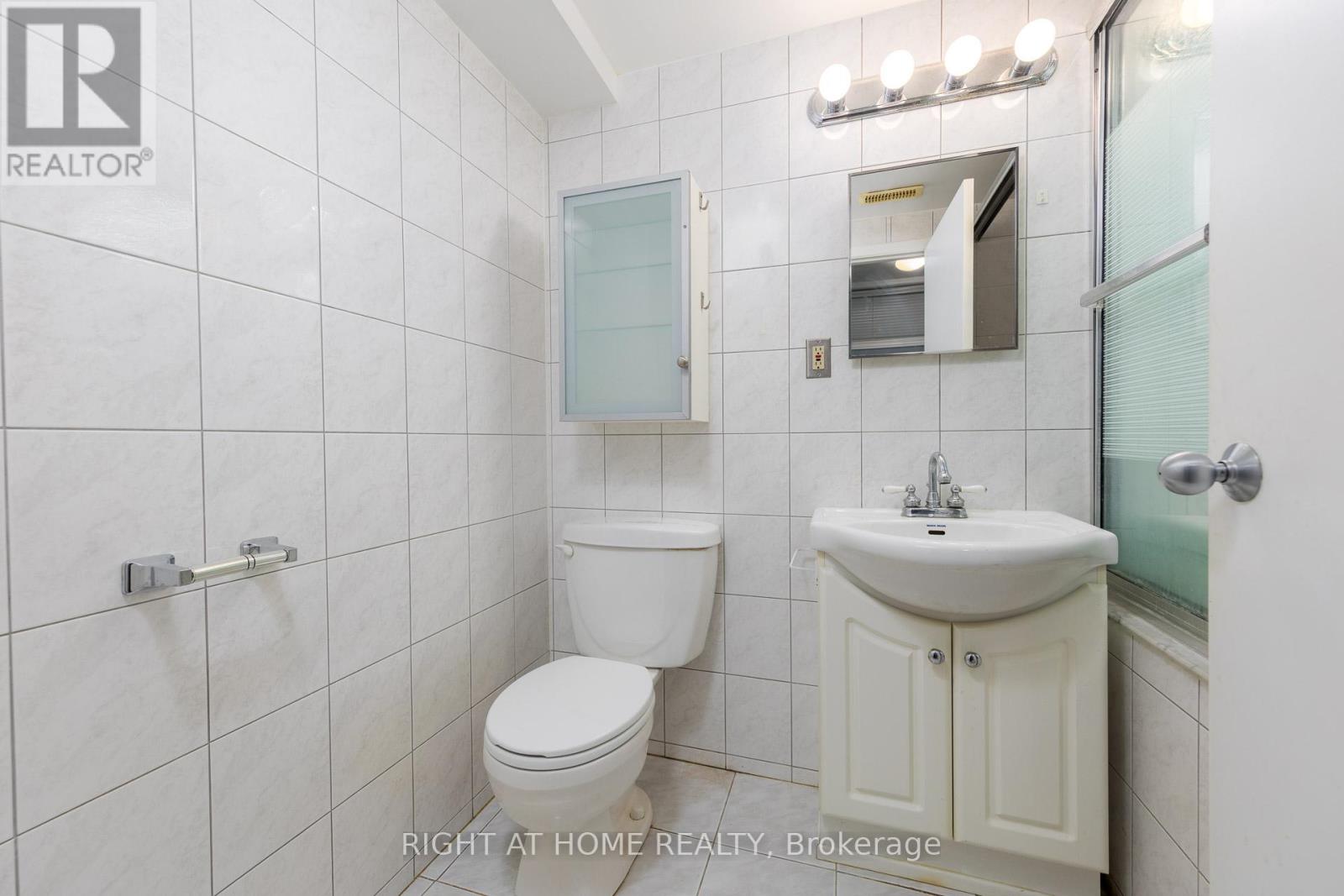 35 Hathway Drive, Toronto, Ontario  M1P 4L6 - Photo 15 - E12859426