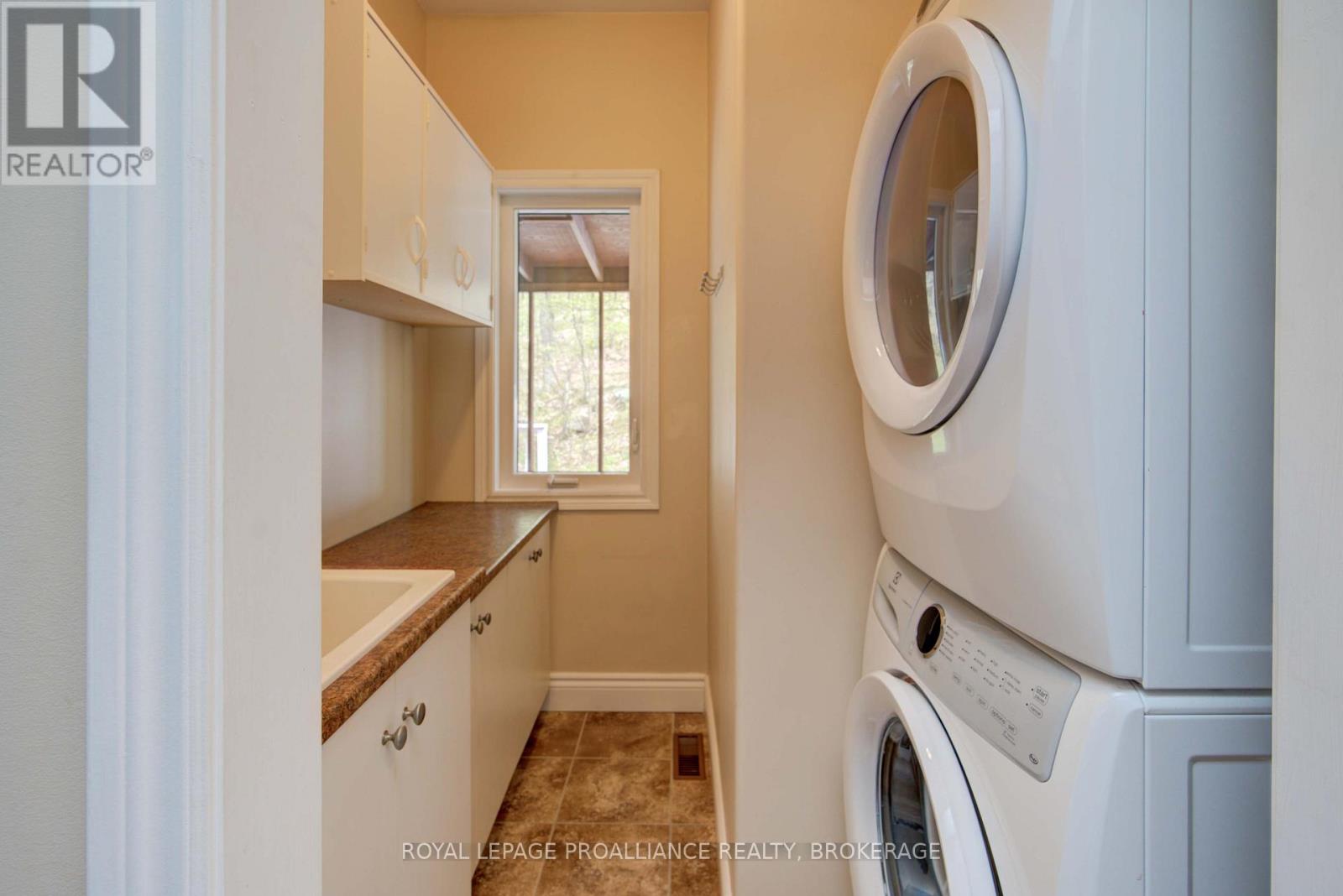 1133 Sassy Tree Lane, Frontenac, Ontario  K0H 1W0 - Photo 23 - X12917892