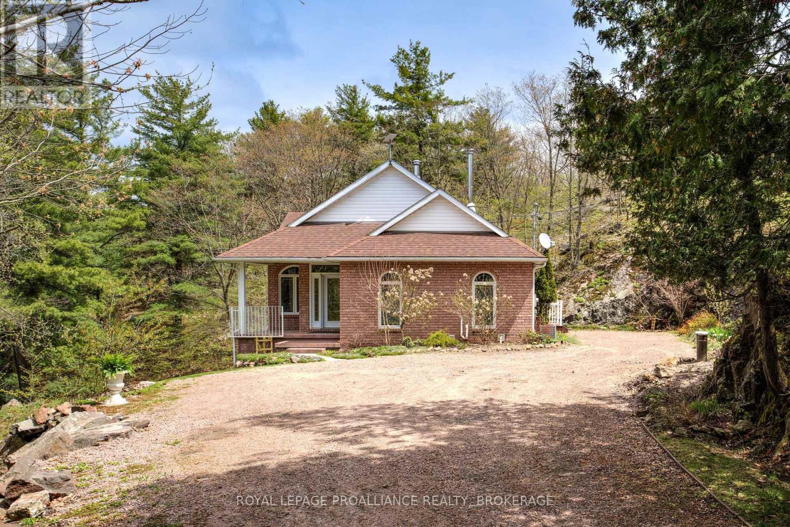 1133 Sassy Tree Lane, Frontenac, Ontario  K0H 1W0 - Photo 38 - X12917892