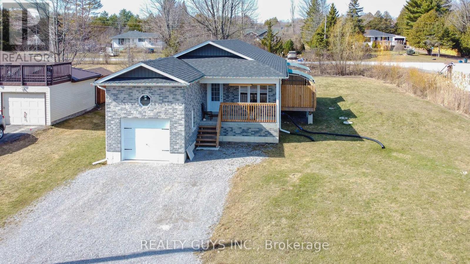 223 Crosby Drive, Kawartha Lakes, Ontario  K0M 1A0 - Photo 1 - X12917898