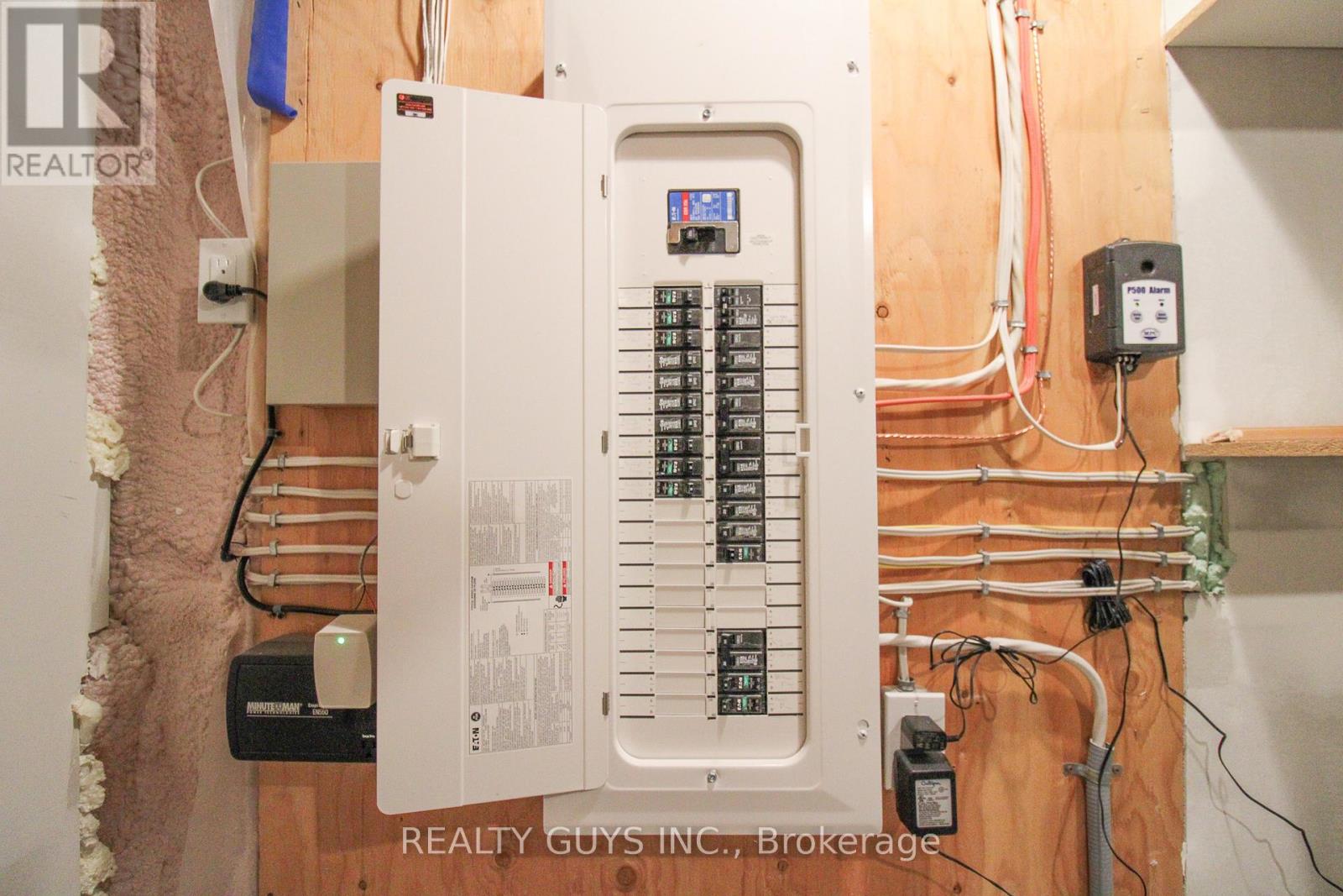 223 Crosby Drive, Kawartha Lakes, Ontario  K0M 1A0 - Photo 37 - X12917898