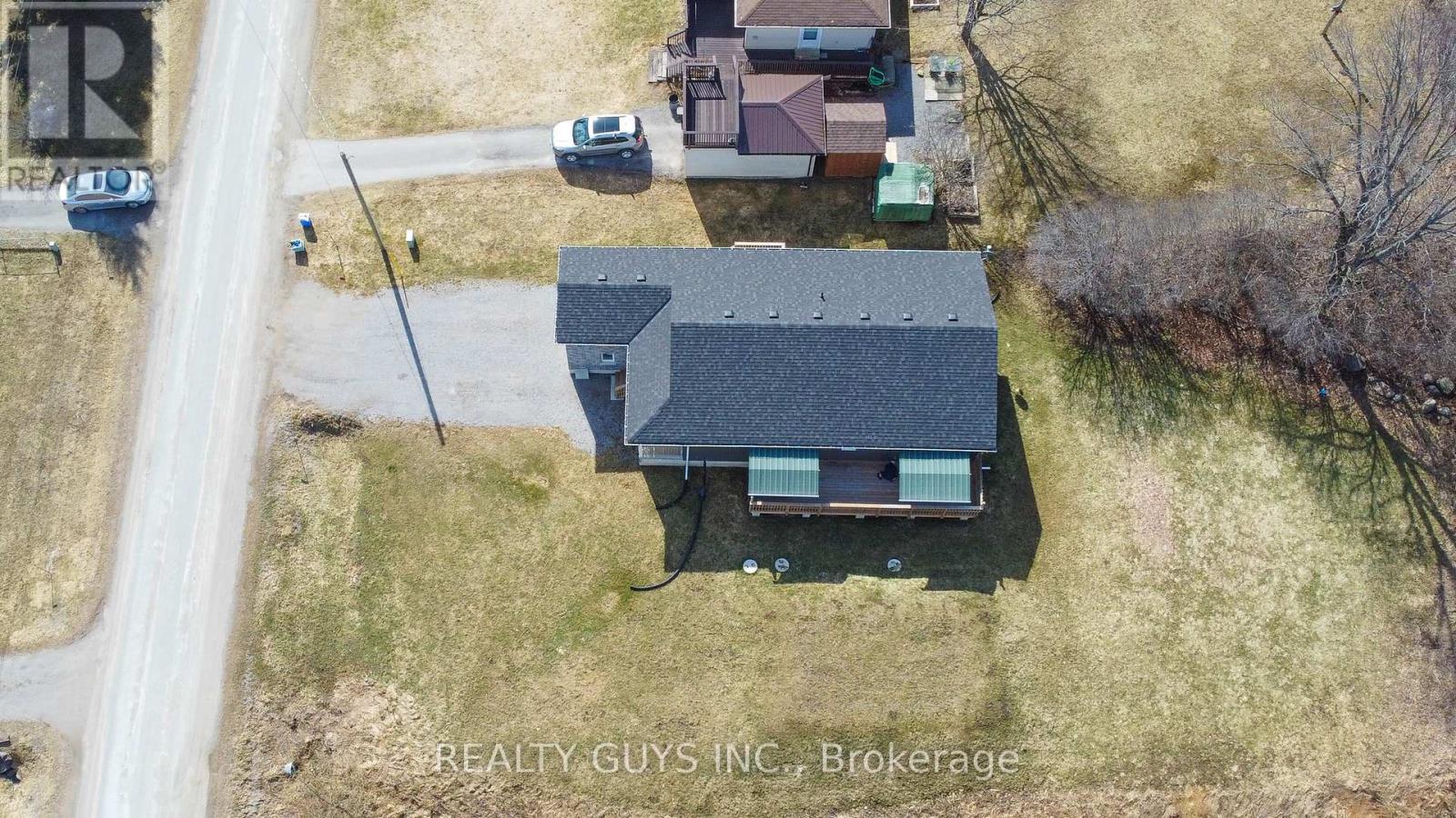 223 Crosby Drive, Kawartha Lakes, Ontario  K0M 1A0 - Photo 5 - X12917898