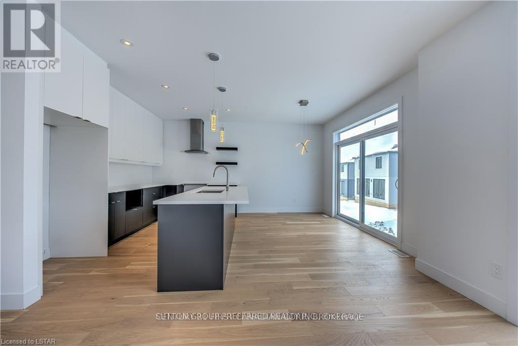 60 - 1820 Canvas Way, London North, Ontario  N5X 0N5 - Photo 7 - X12917866