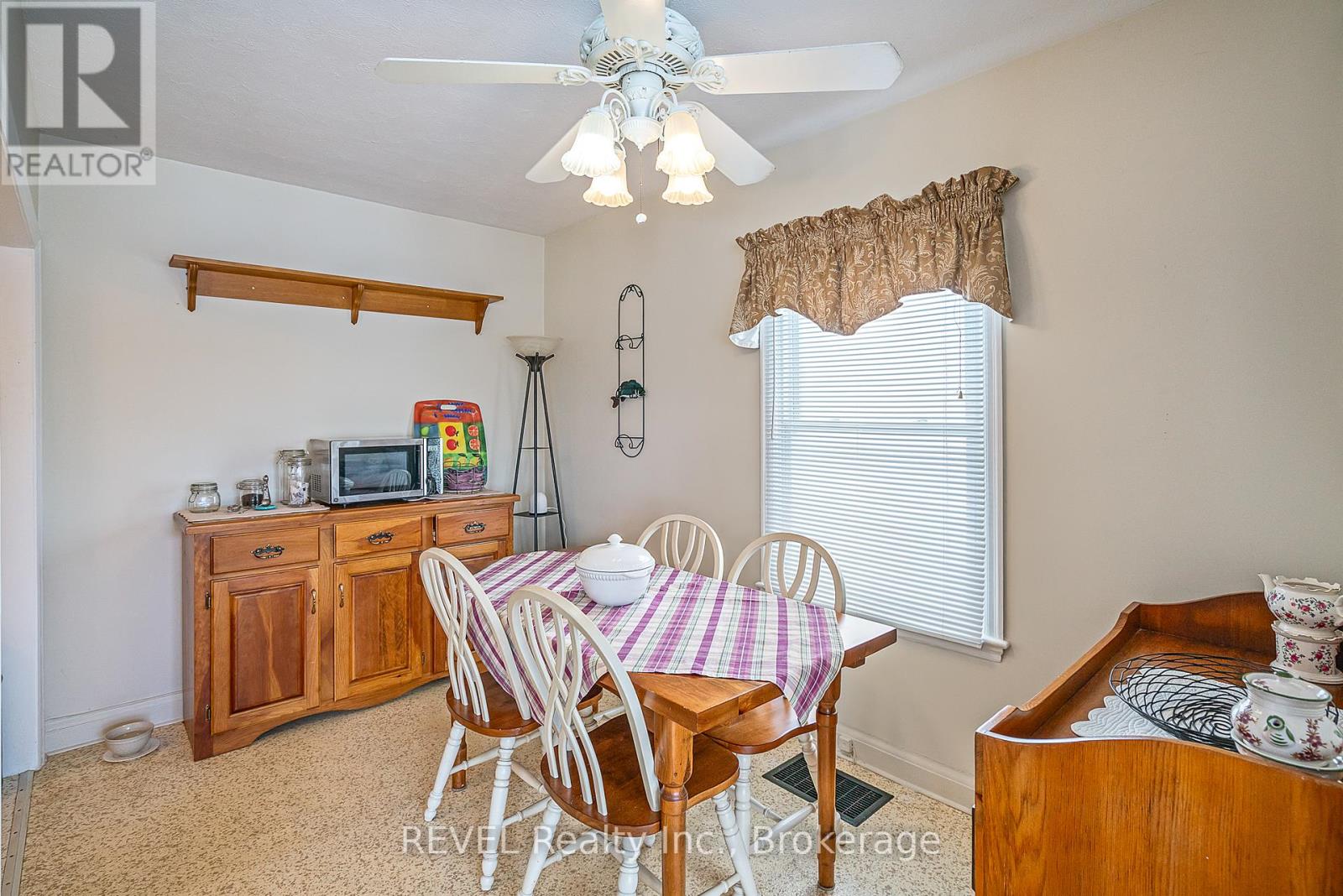 18 A,b,c,d Valley Road, St. Catharines, Ontario  L2S 1Y6 - Photo 11 - X12906030