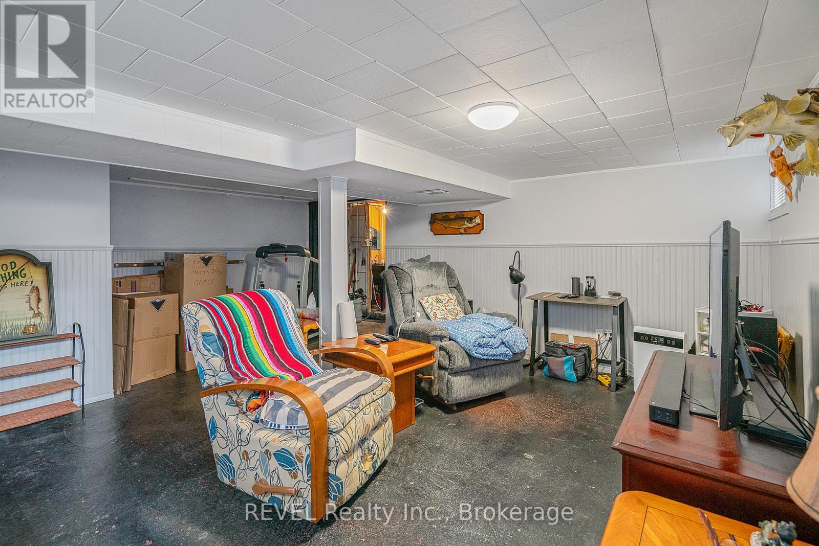 18 A,b,c,d Valley Road, St. Catharines, Ontario  L2S 1Y6 - Photo 9 - X12906030