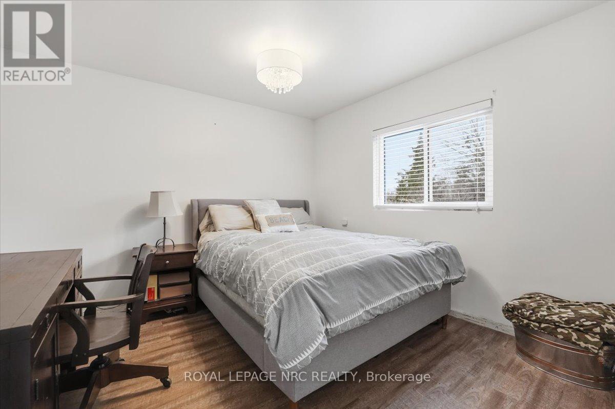 14 Valiant Street W, Pelham, Ontario  L0S 1E0 - Photo 18 - X12917886