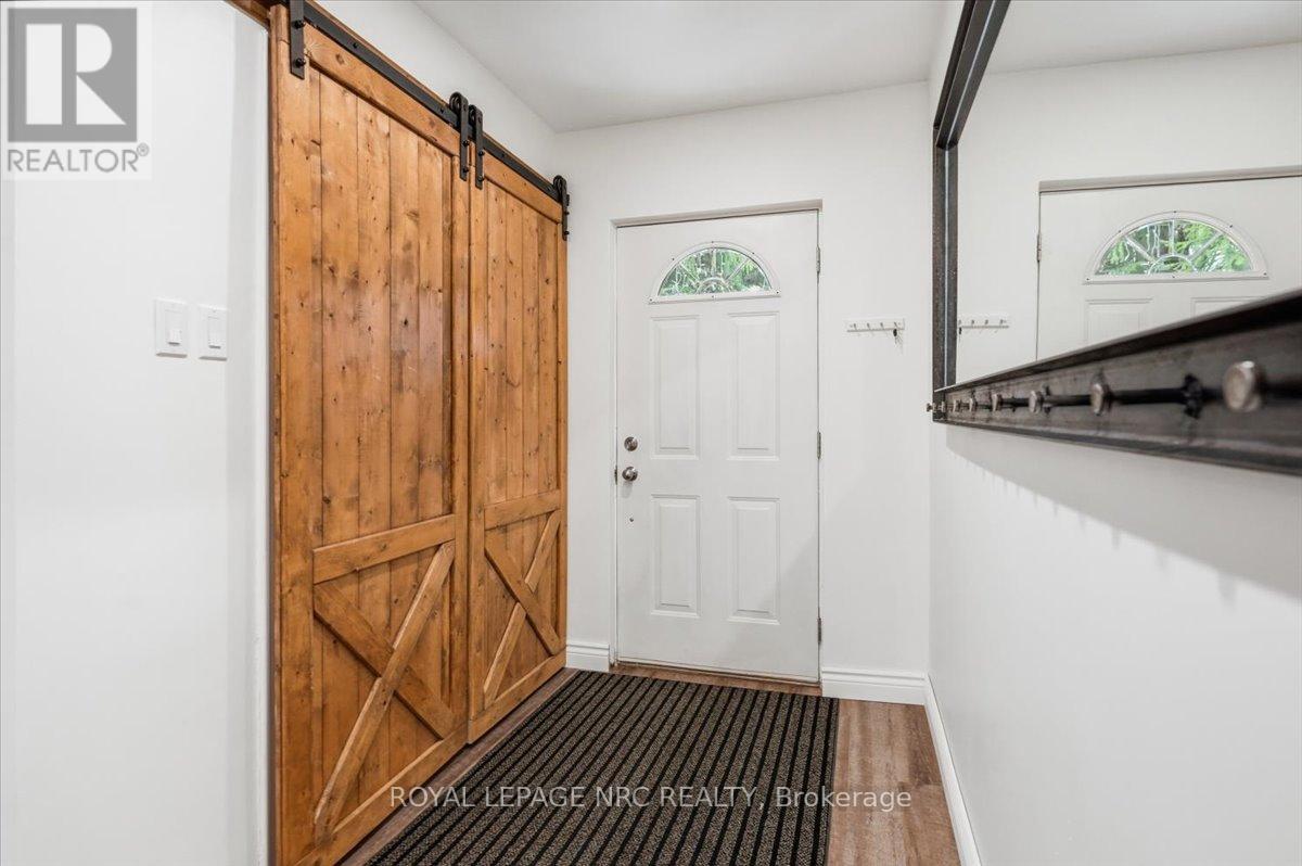 14 Valiant Street W, Pelham, Ontario  L0S 1E0 - Photo 5 - X12917886